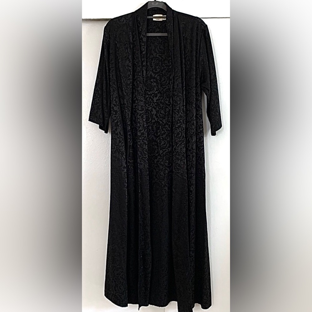 Alice + Olivia Black Novelty Kimono